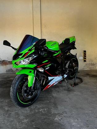 KAWASAKI NINJA ZX-6R 